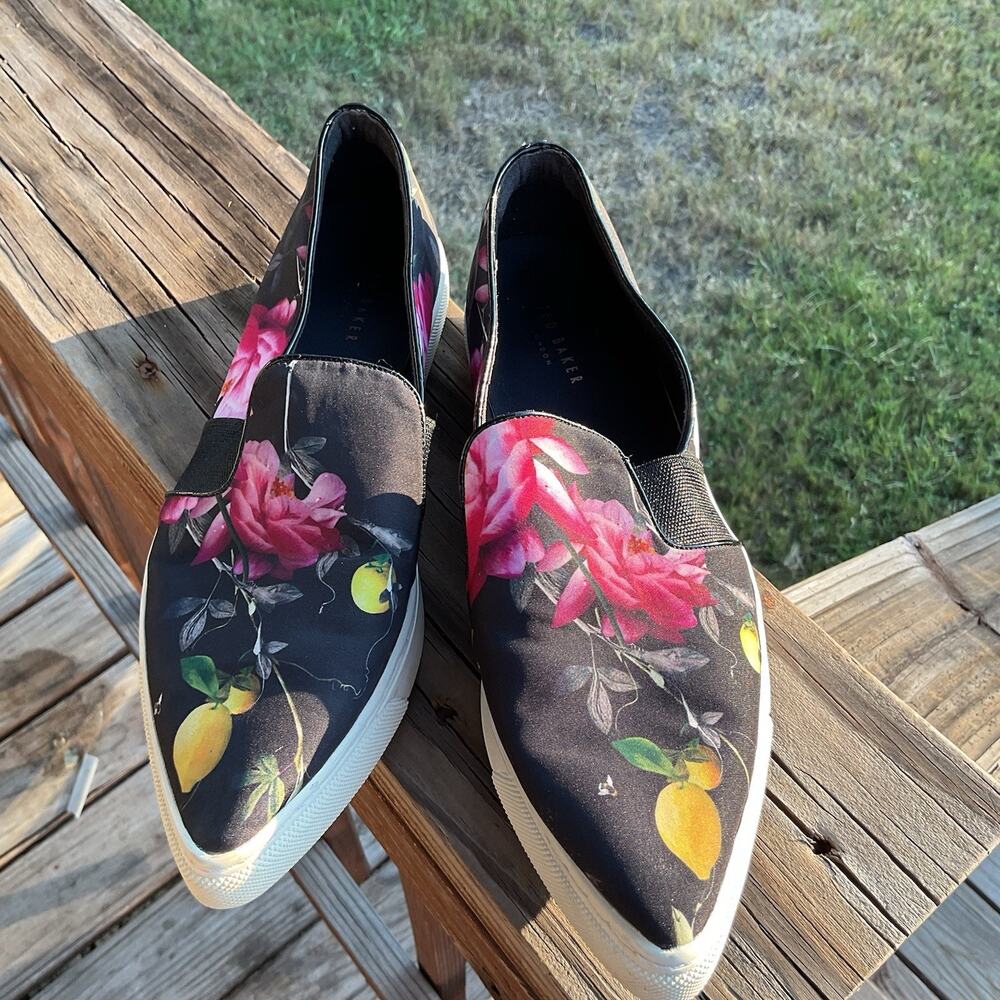Ted Baker Womens Thfia Citrus Bloom Slip On Sneakers Flats Size 38 EU Preppy